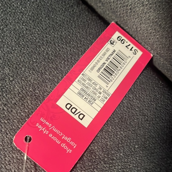 Target bikini top NWT D/DD - Picture 3 of 3